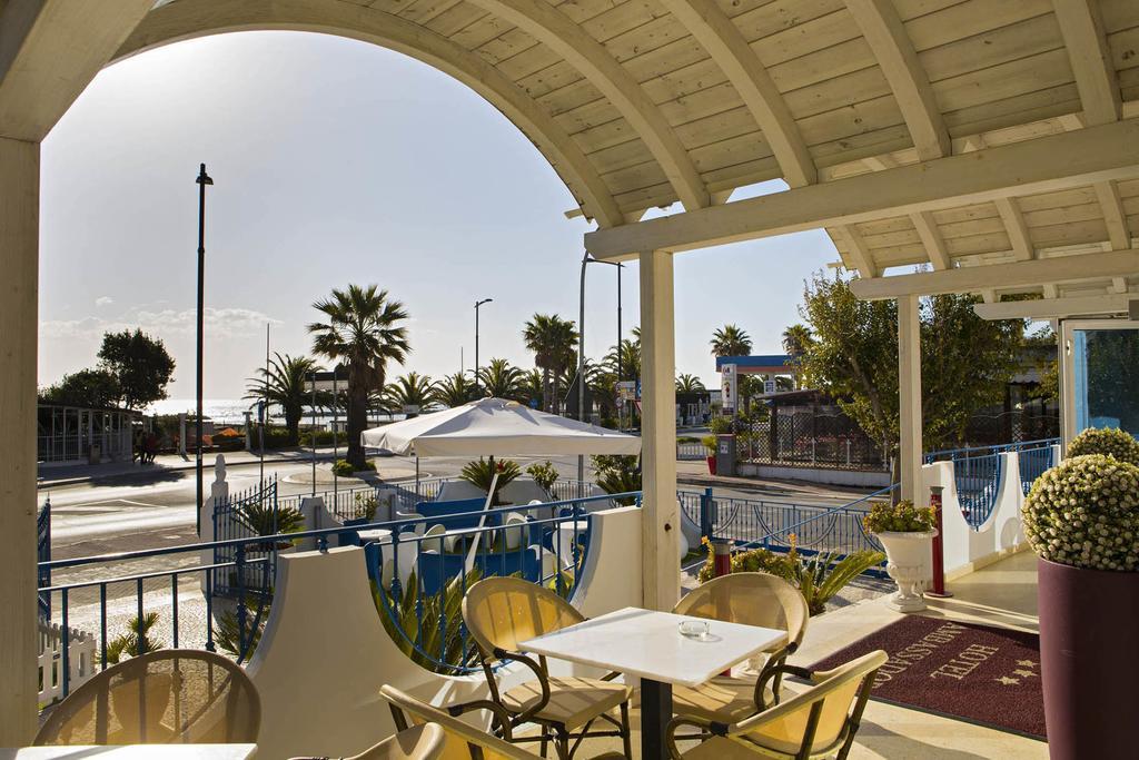 Hotel Ambassador 그로타마레 외부 사진
