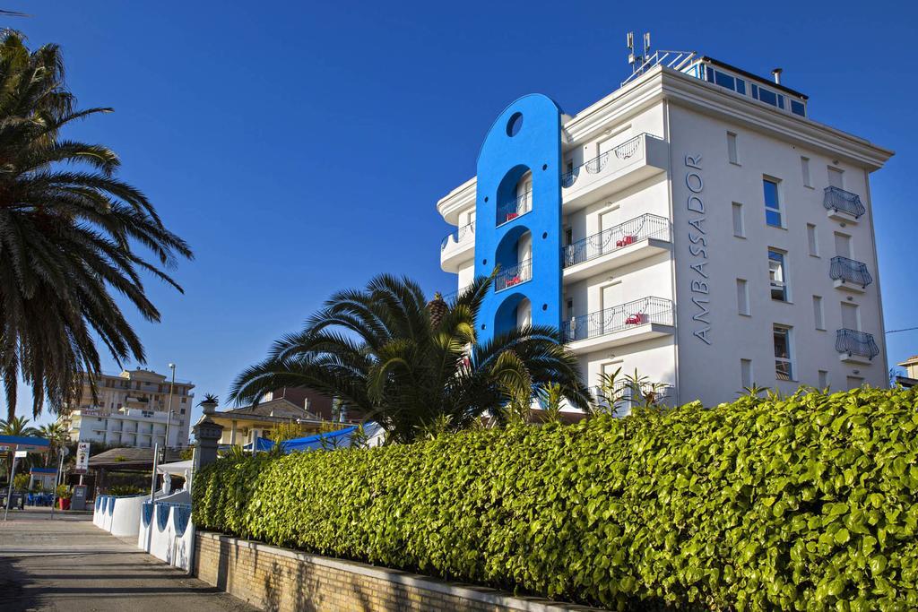 Hotel Ambassador 그로타마레 외부 사진